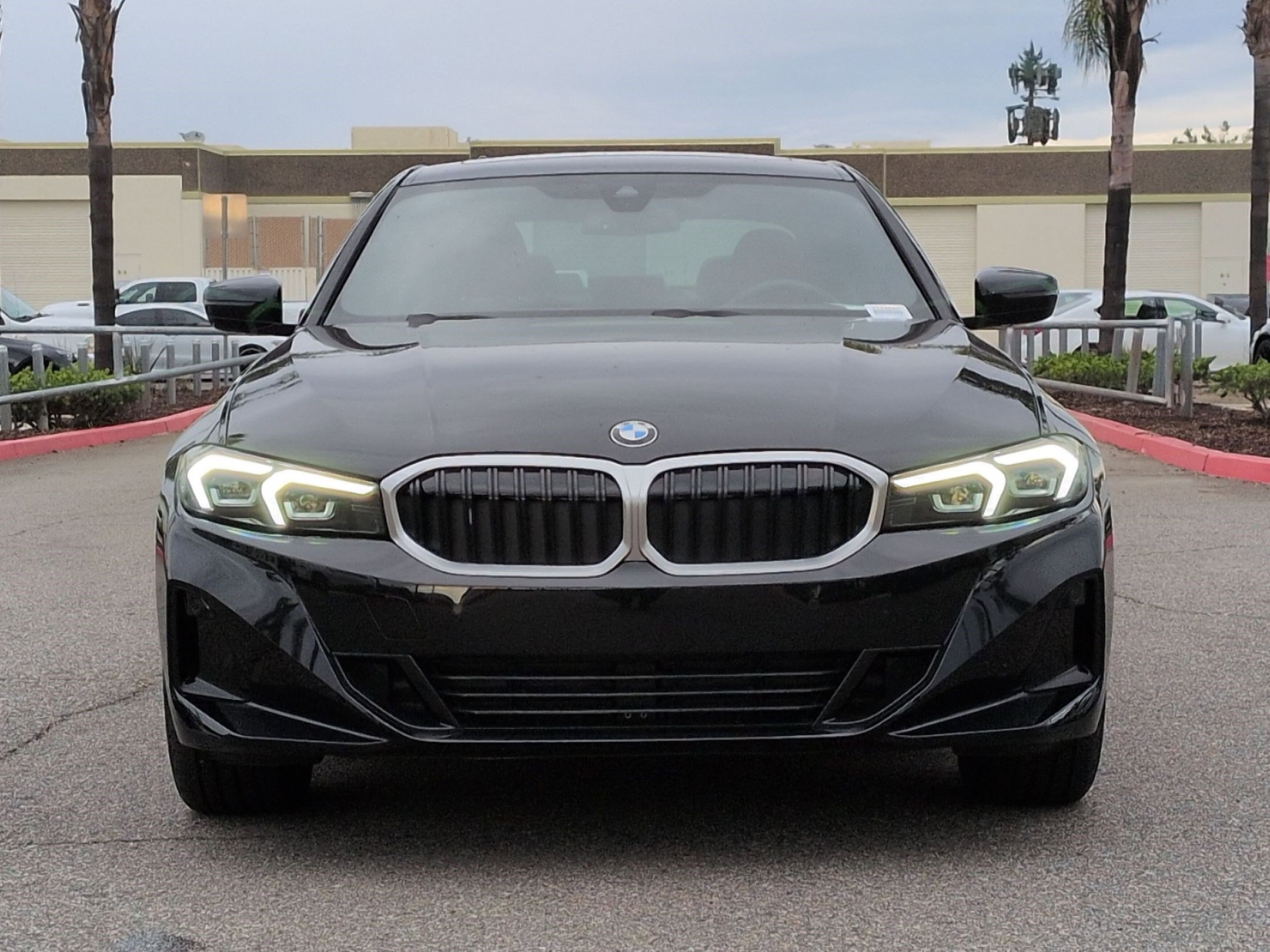 Certified 2023 BMW 330i Sedan w/ Premium Package image 3