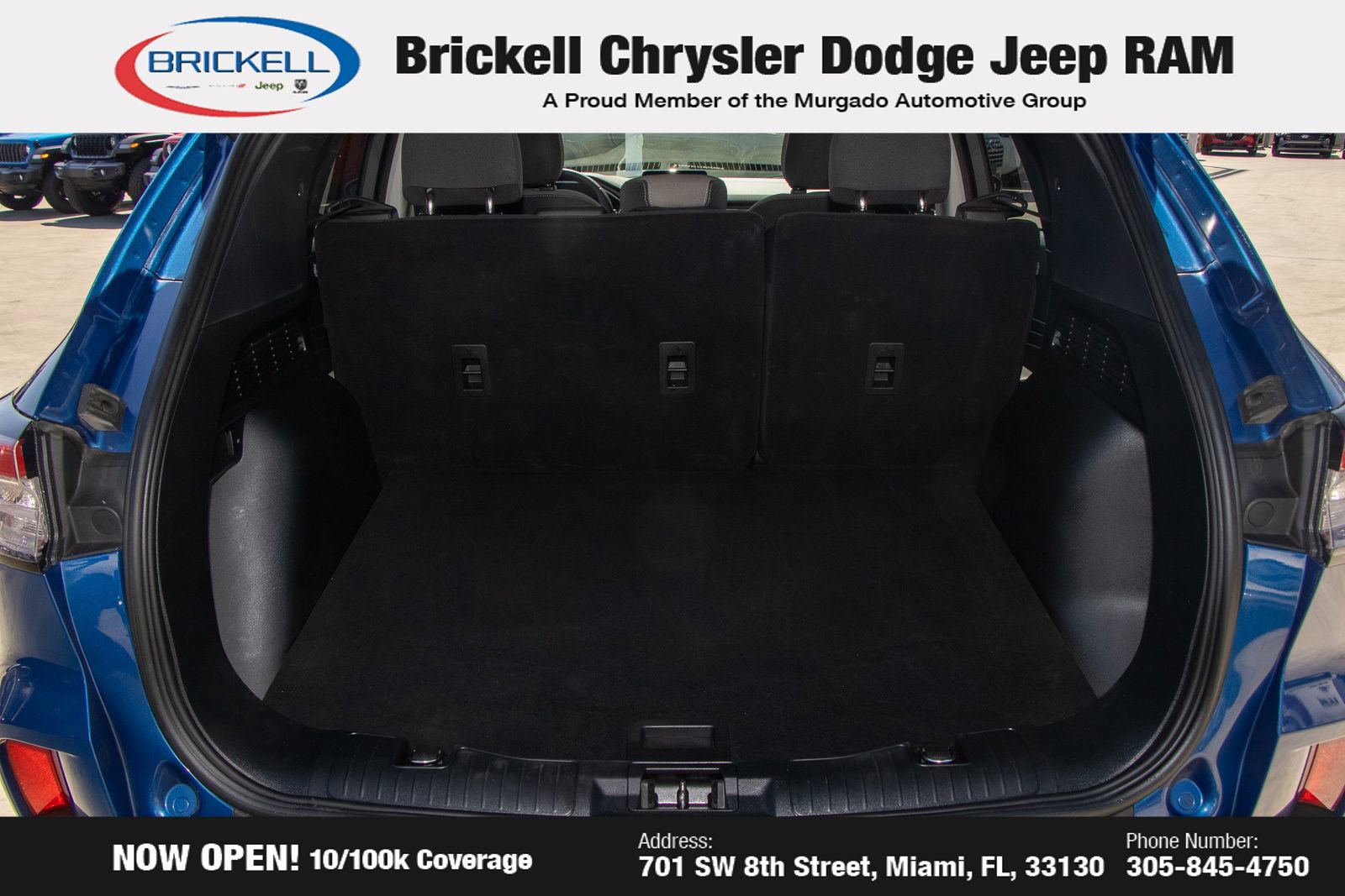 Used 2022 Ford Escape SE w/ SE Sport Appearance Package image 9