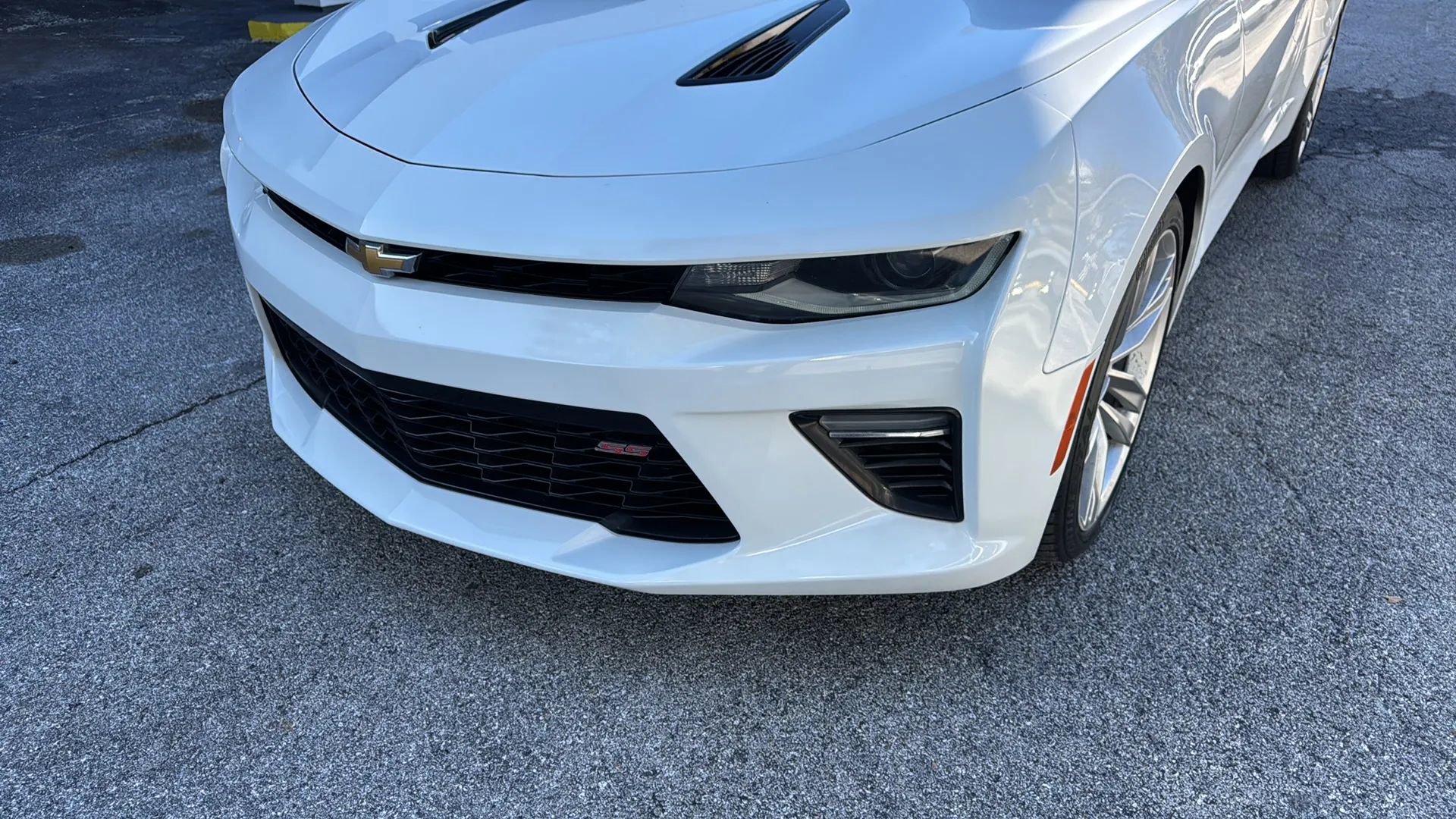 Used 2016 Chevrolet Camaro SS image 25