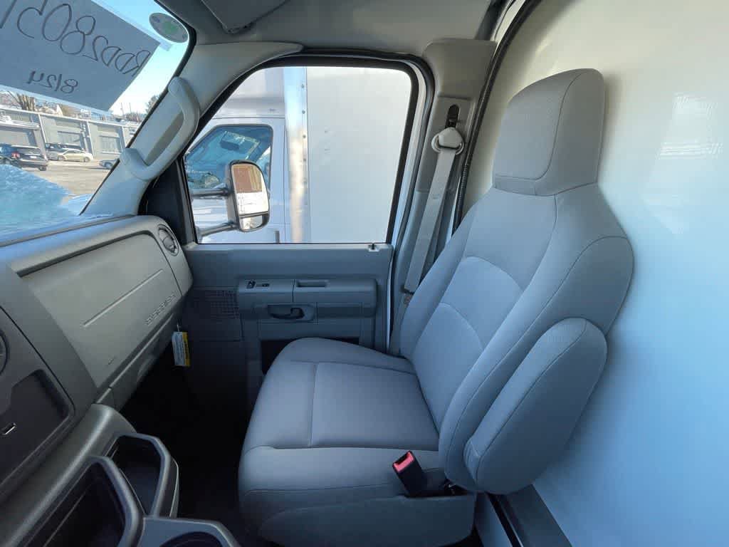 New 2024 Ford E-450 and Econoline 450 Super Duty w/ Power Windows & Locks Group RWD image 17