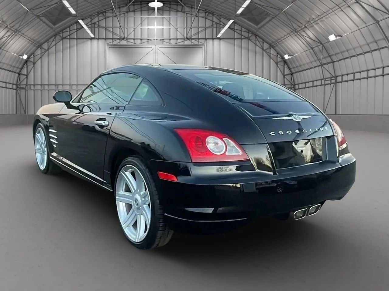 Used 2005 Chrysler Crossfire Limited RWD image 3