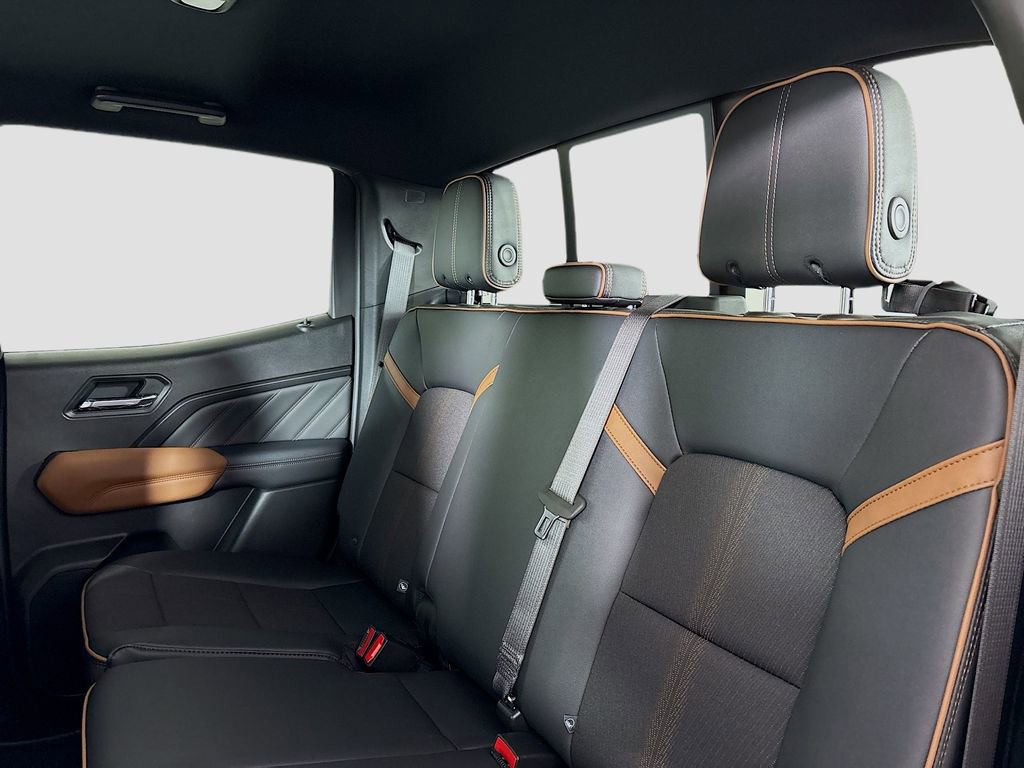 New 2026 GMC Canyon AT4 image 23