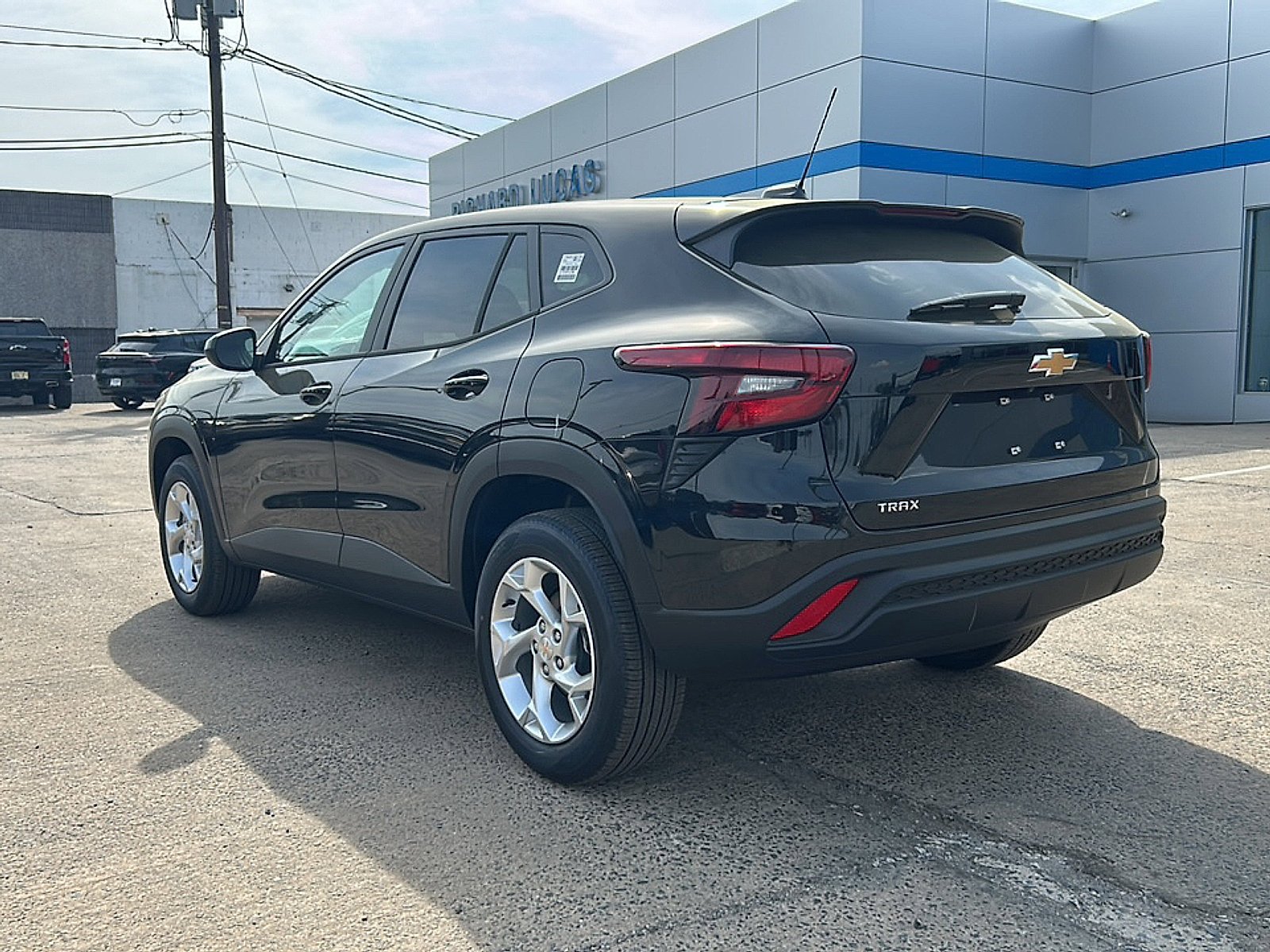 New 2026 Chevrolet Trax LS w/ LS Convenience Package FWD image 8