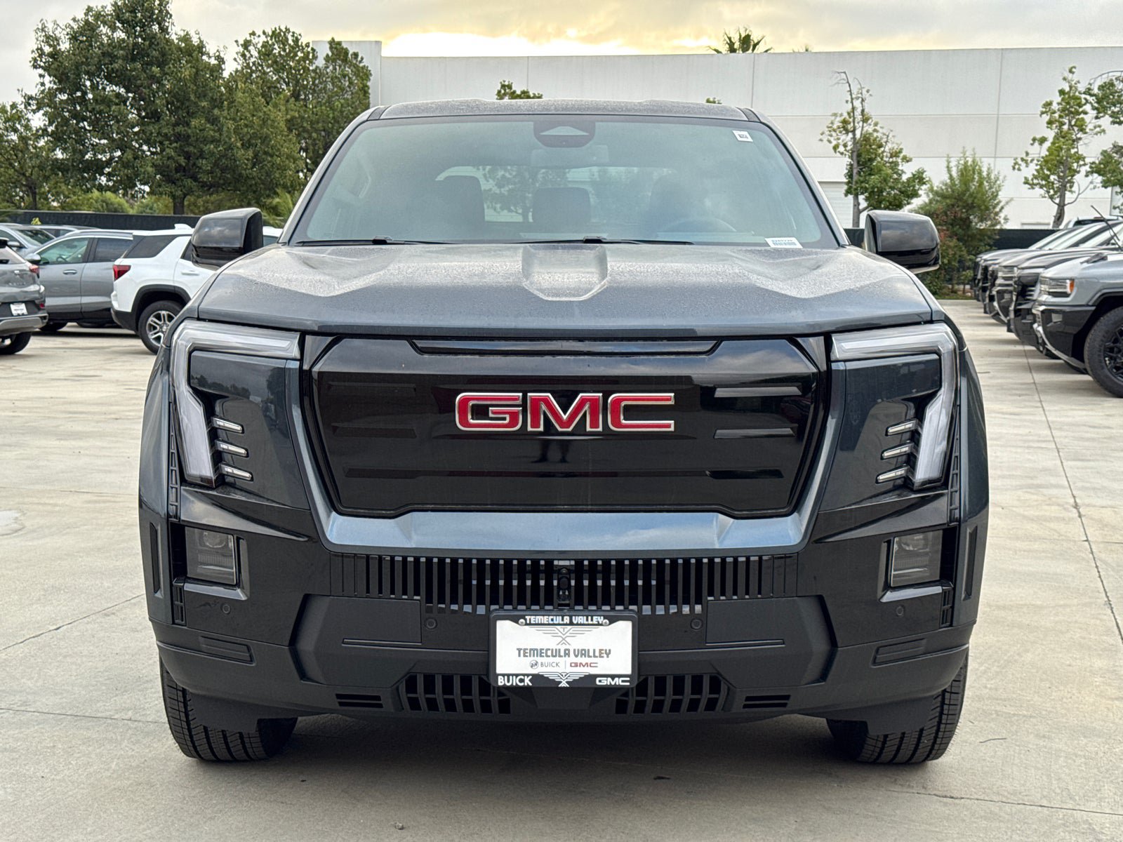 Used 2026 GMC Sierra EV Elevation AWD/4WD image 5
