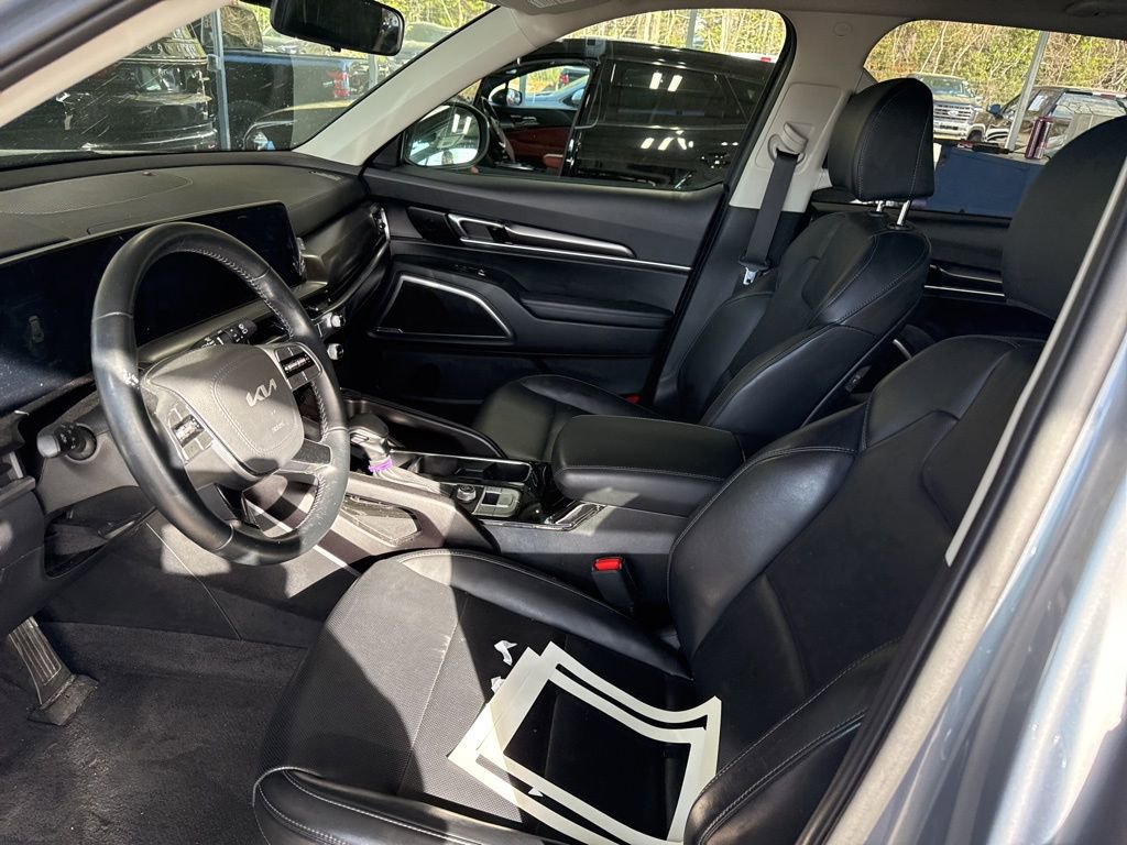 Used 2025 Kia Telluride S image 8