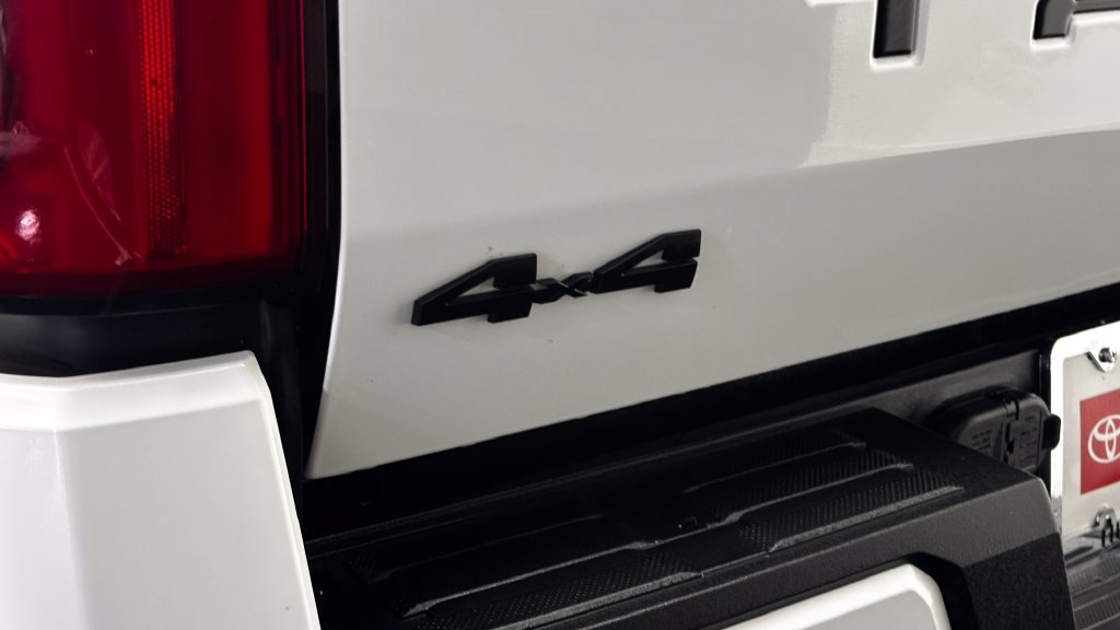 Certified 2026 Toyota Tacoma TRD Sport AWD/4WD image 8