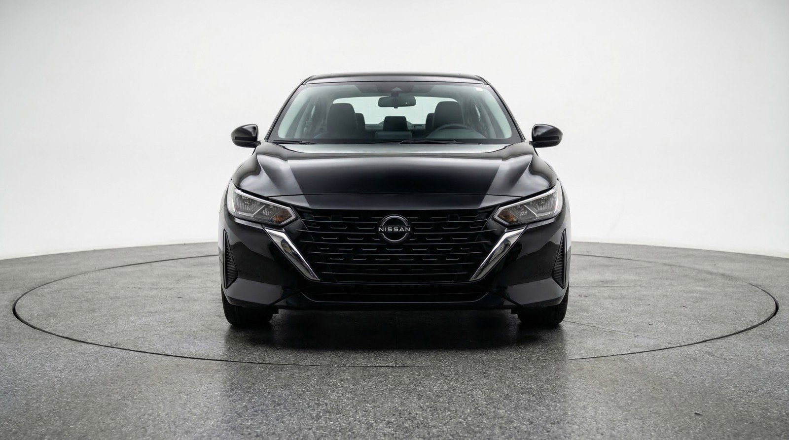 Used 2025 Nissan Sentra SV image 2