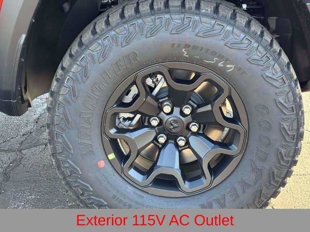 New 2027 RAM 1500 4x4 Crew Cab image 38