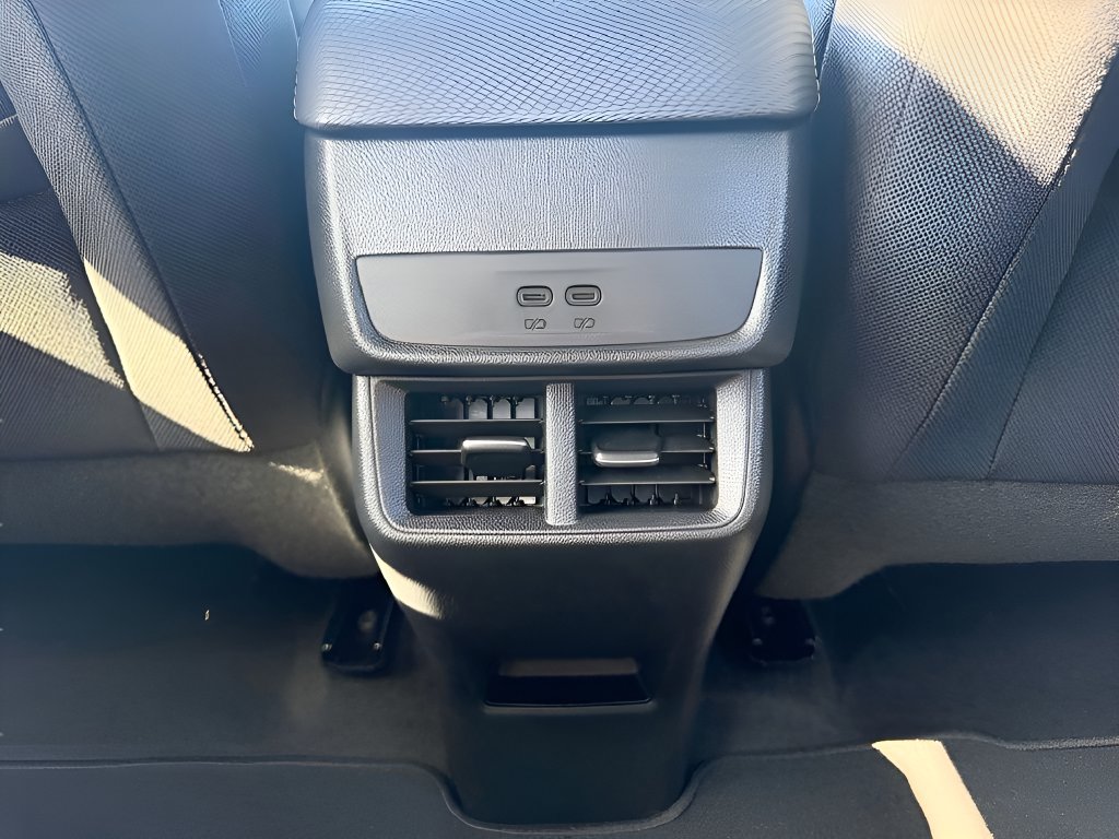 New 2027 Chevrolet Equinox LT FWD image 12