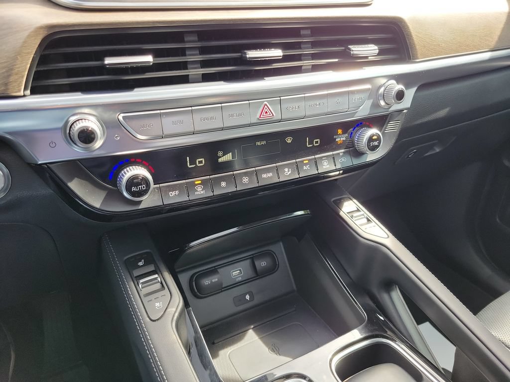 Certified 2022 Kia Telluride EX w/ EX Premium Package FWD image 28