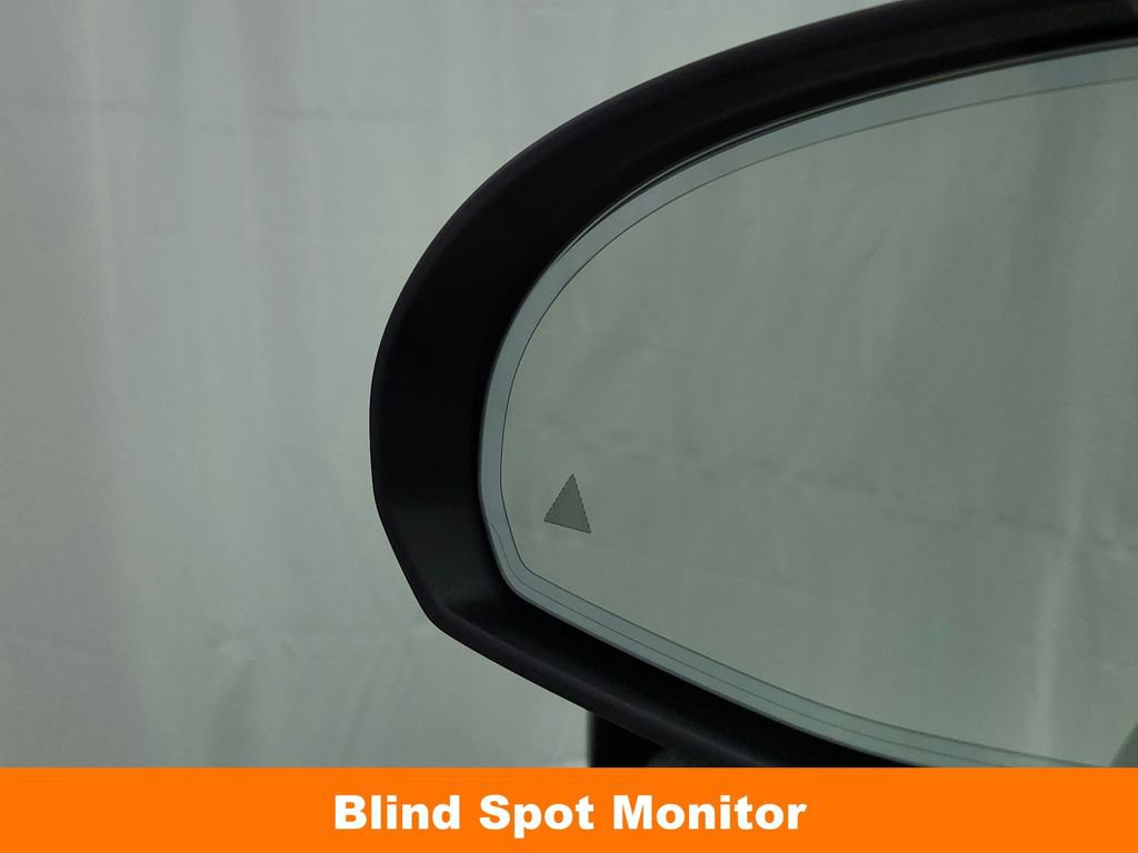 Used 2024 Mercedes-Benz GLC 300 4MATIC w/ Advanced USB Package image 13