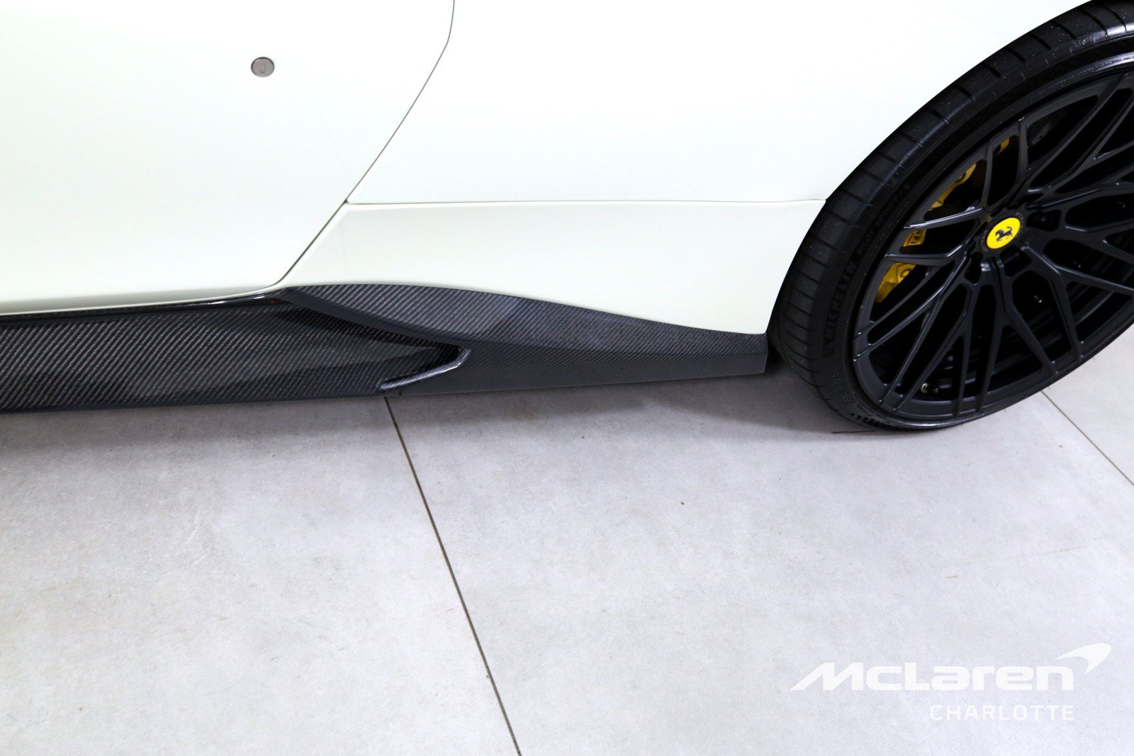 Used 2018 Ferrari 488 Spider RWD image 36