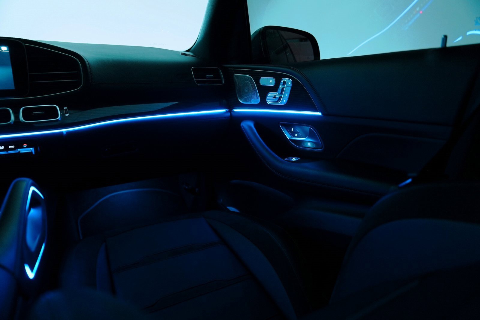 Used 2023 Mercedes-Benz GLE 53 AMG 4MATIC image 50