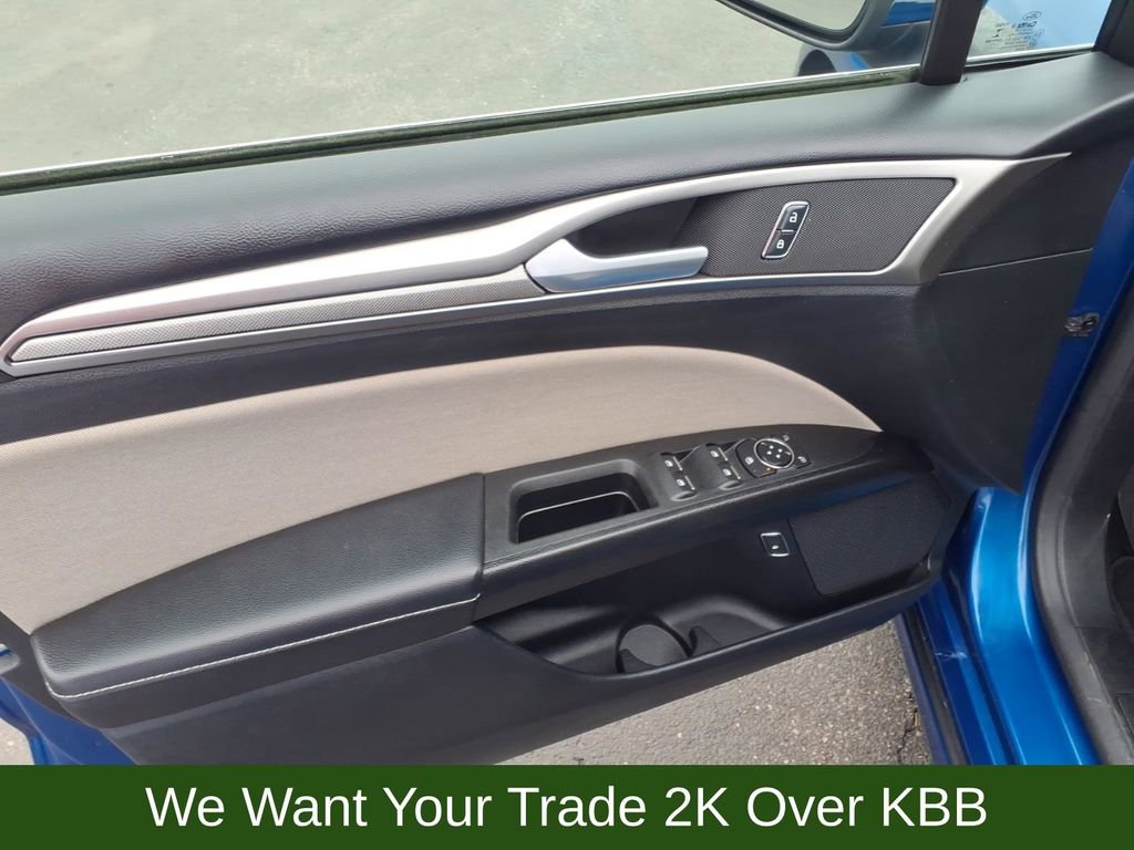 Used 2018 Ford Fusion S image 11