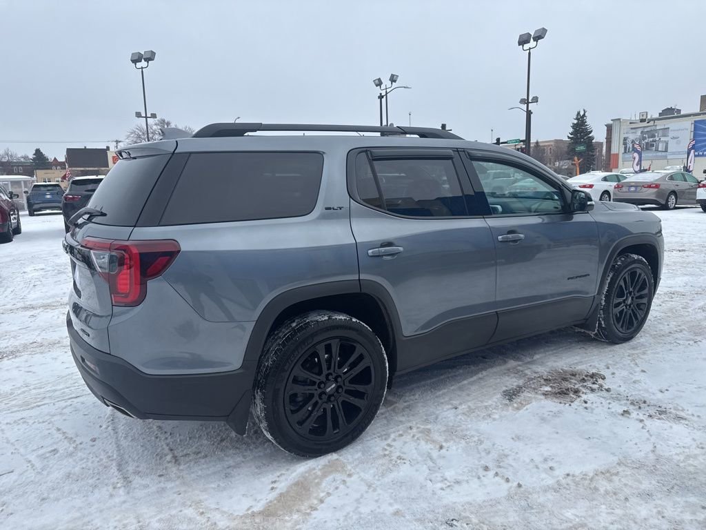 Used 2022 GMC Acadia SLT w/ Elevation Edition image 8