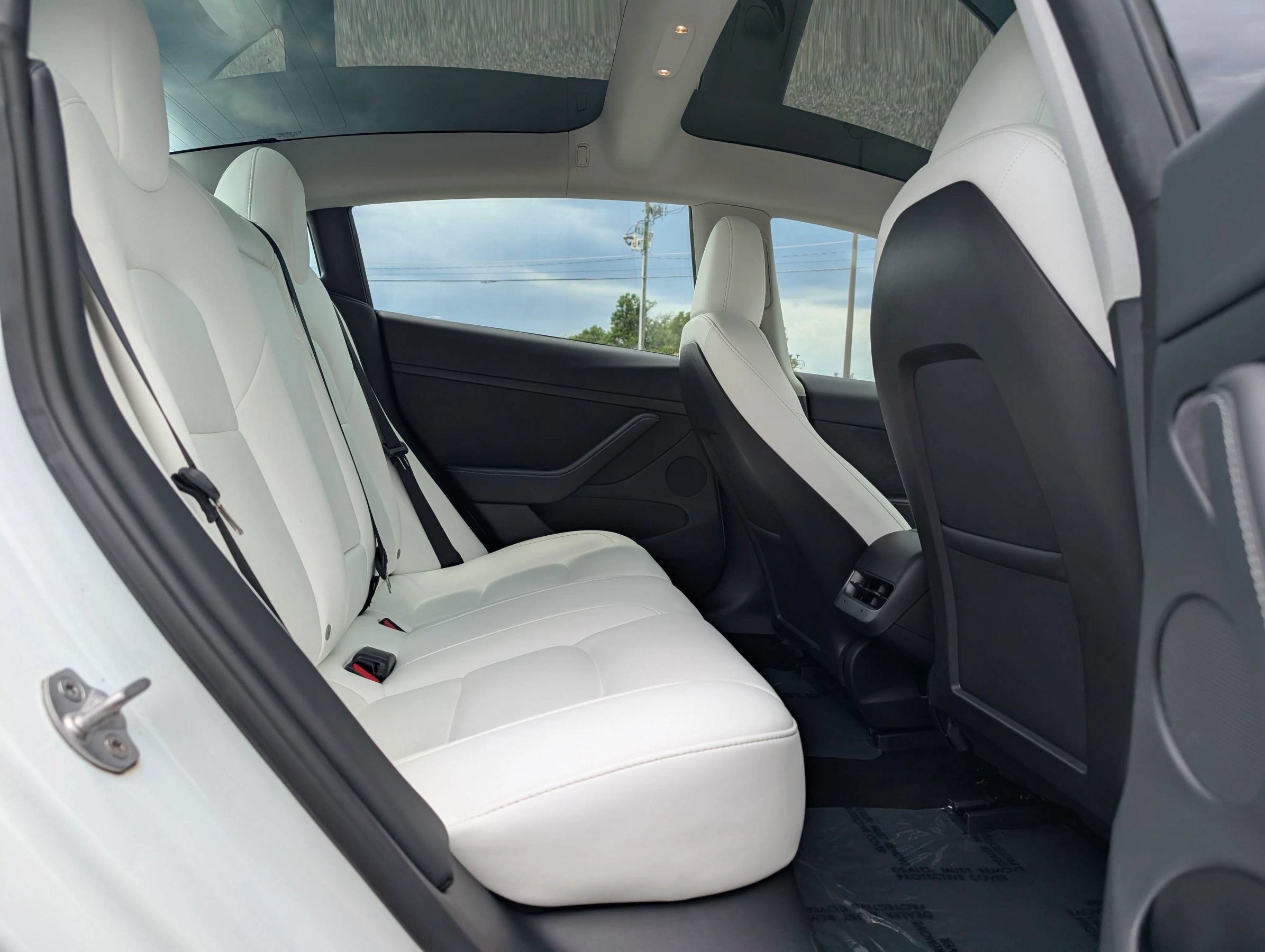 Used 2023 Tesla Model 3 Standard Range RWD image 12