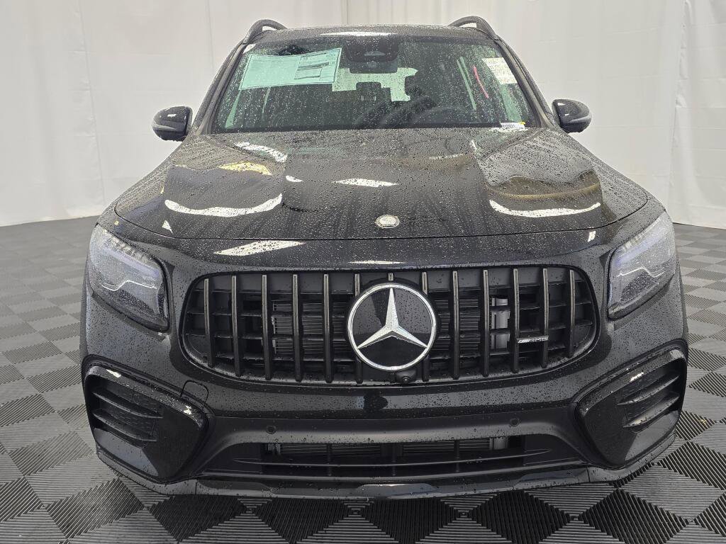 New 2026 Mercedes-Benz GLB 35 AMG 4MATIC image 9