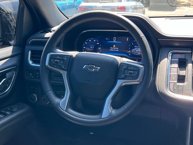 Used 2024 Chevrolet Tahoe Z71 w/ Luxury Package AWD/4WD image 12