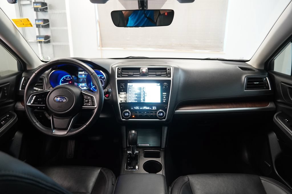 Used 2018 Subaru Outback 3.6R Limited AWD/4WD image 20