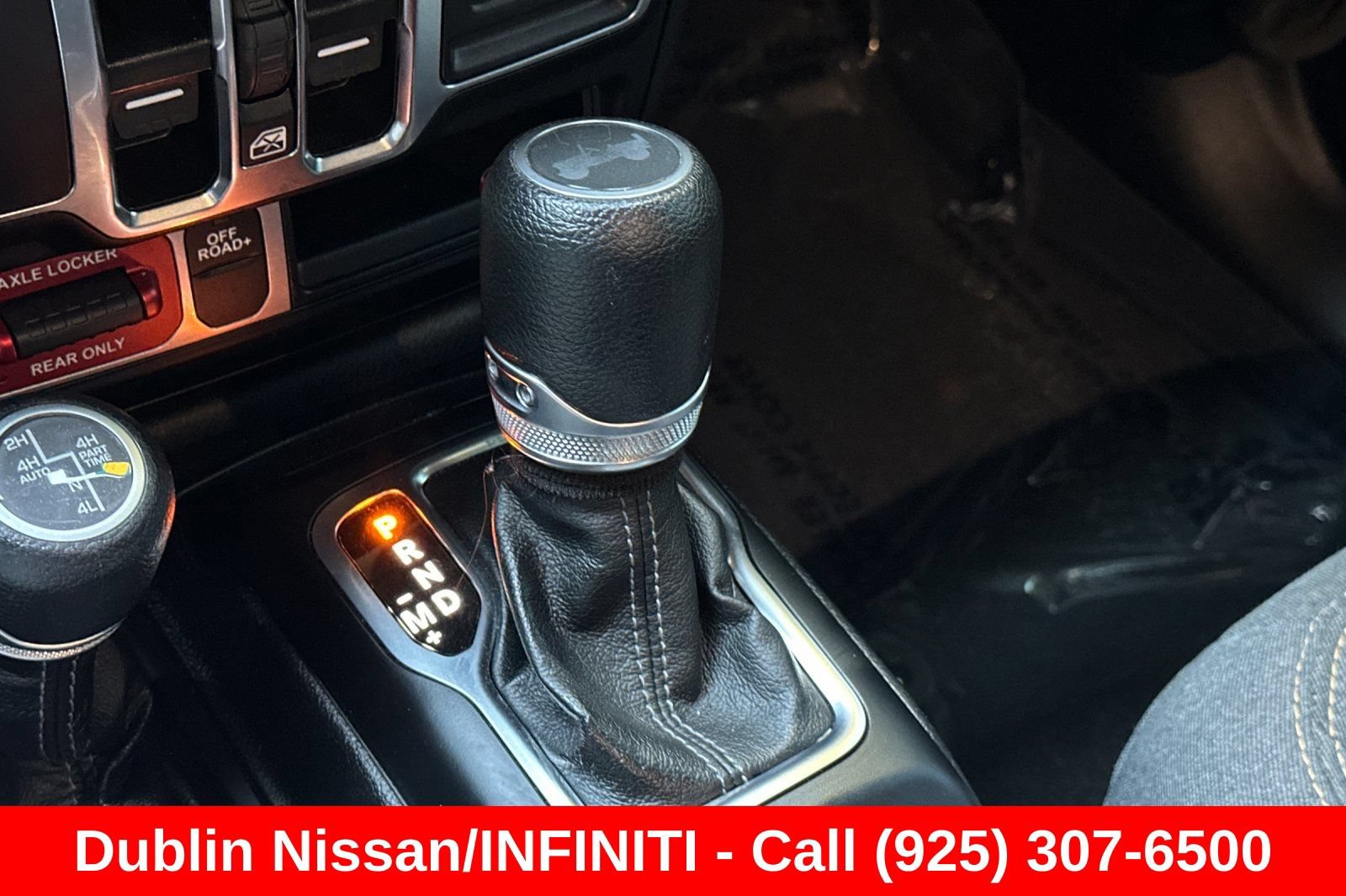 Used 2024 Jeep Wrangler Unlimited AWD/4WD image 34