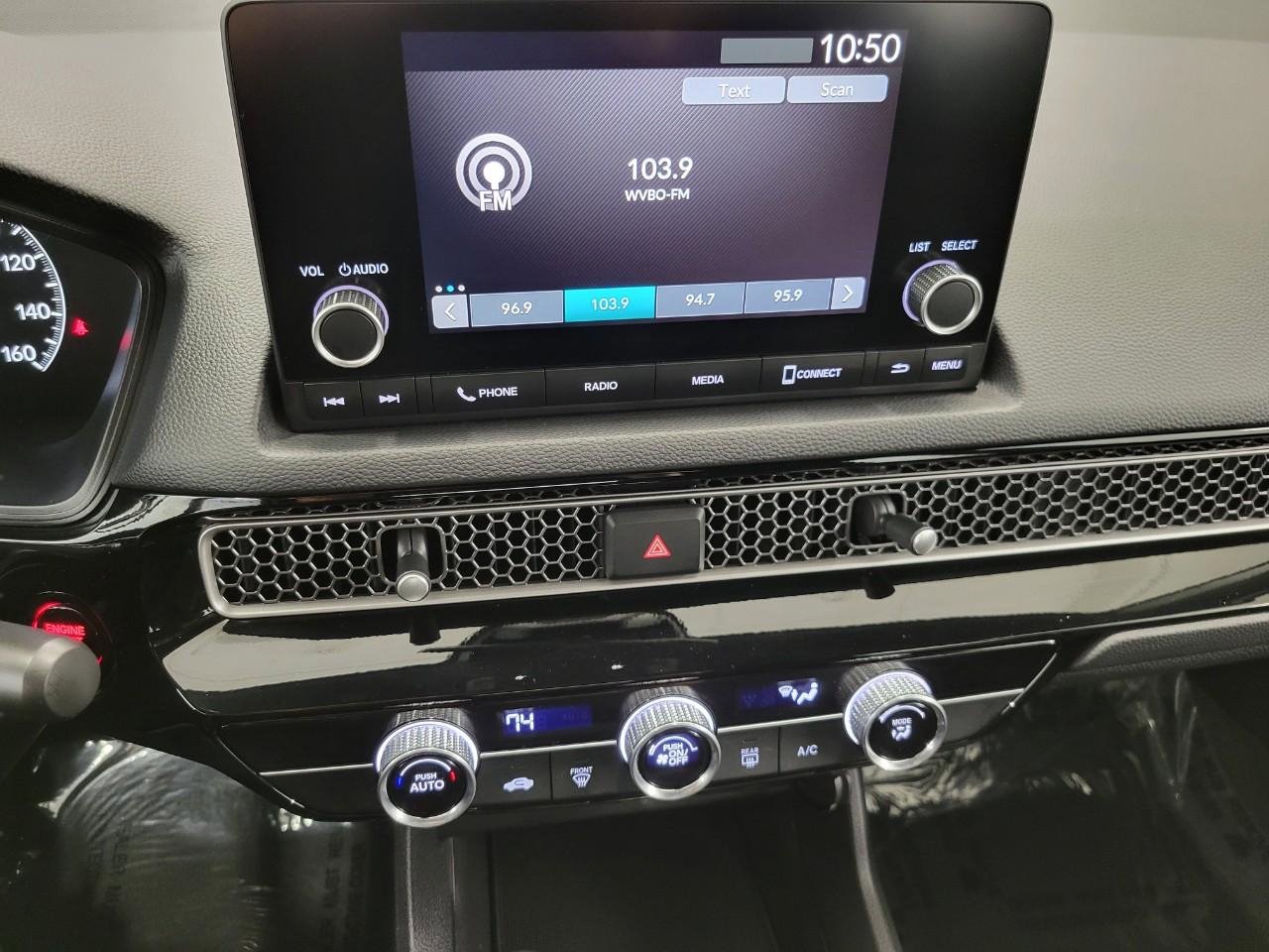 Used 2022 Honda Civic Sport image 8