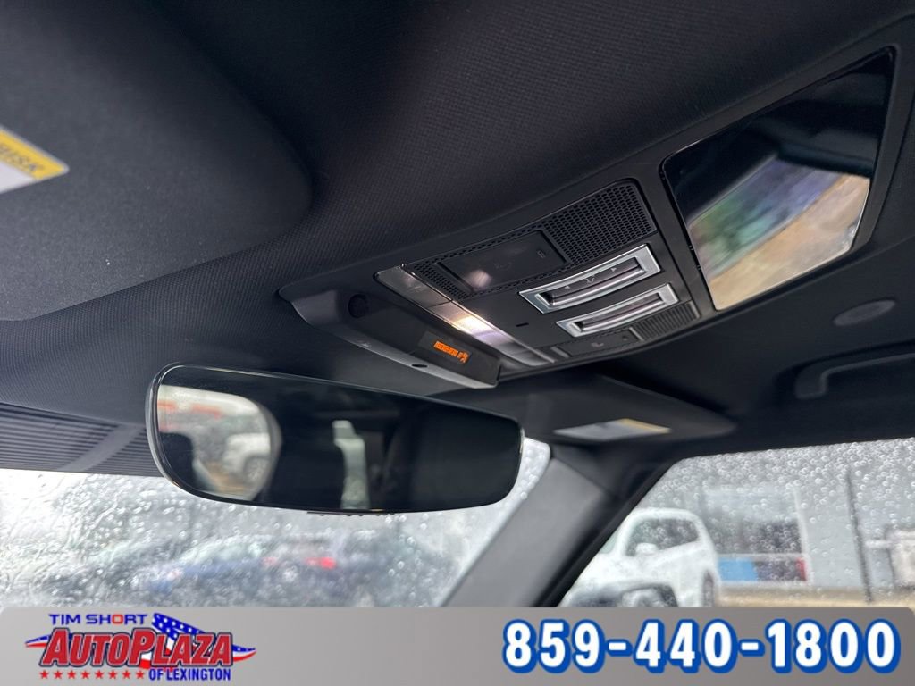 Used 2023 Land Rover Defender 110 X-Dynamic SE image 37