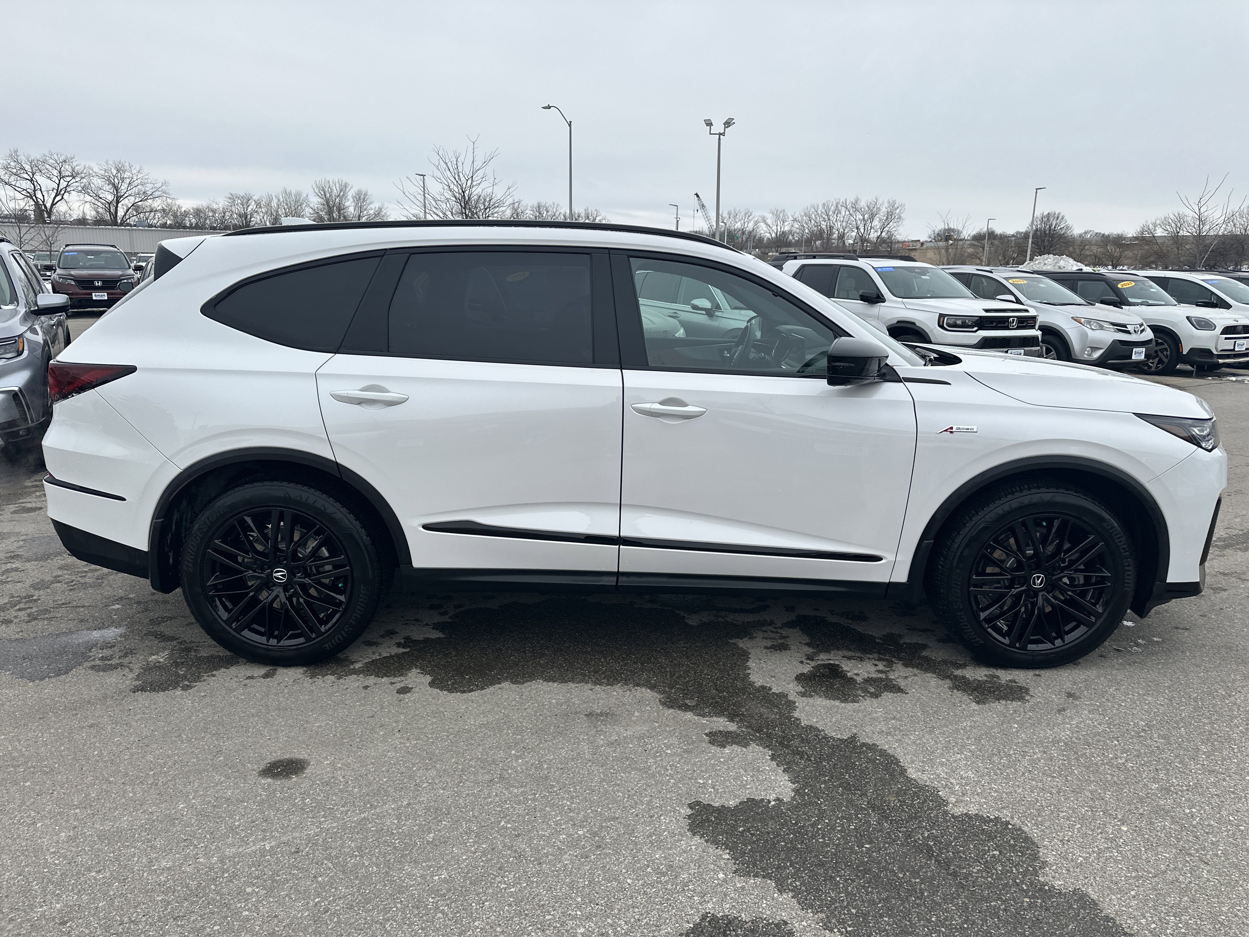 Used 2025 Acura MDX A-Spec image 3