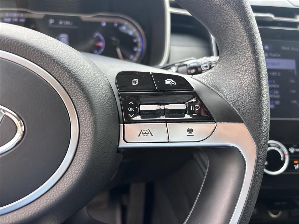 Used 2022 Hyundai Tucson SEL FWD image 16