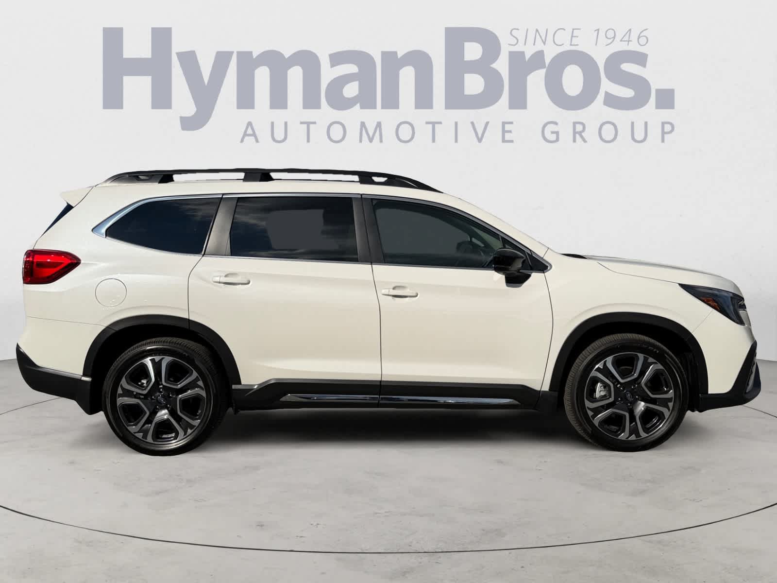 Certified 2025 Subaru Ascent Limited AWD/4WD image 2
