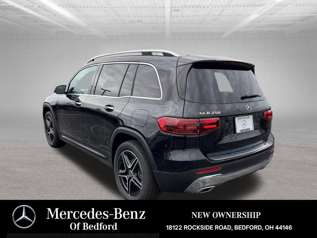 New 2026 Mercedes-Benz GLB 250 4MATIC image 6