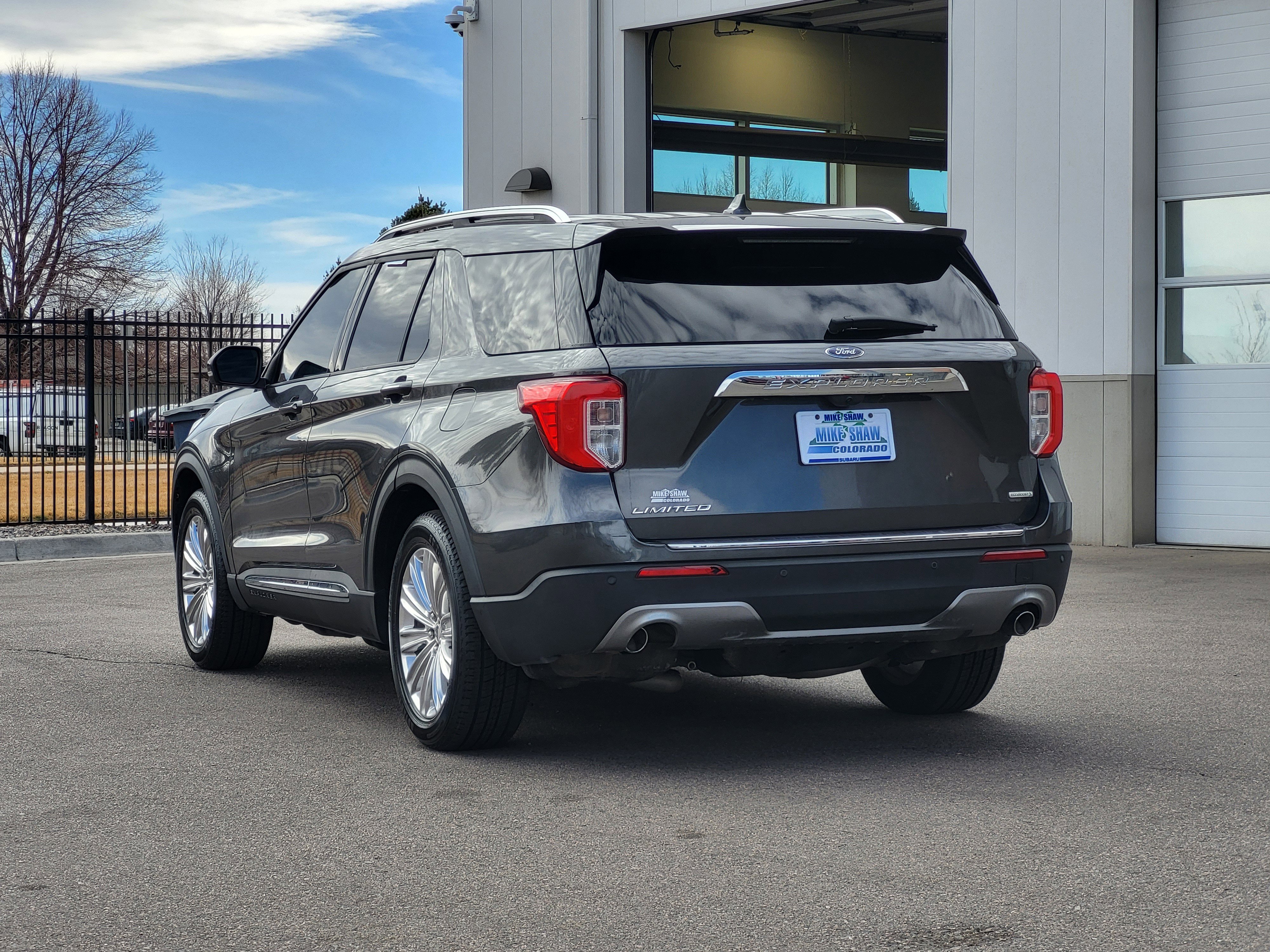 Used 2020 Ford Explorer Limited image 4