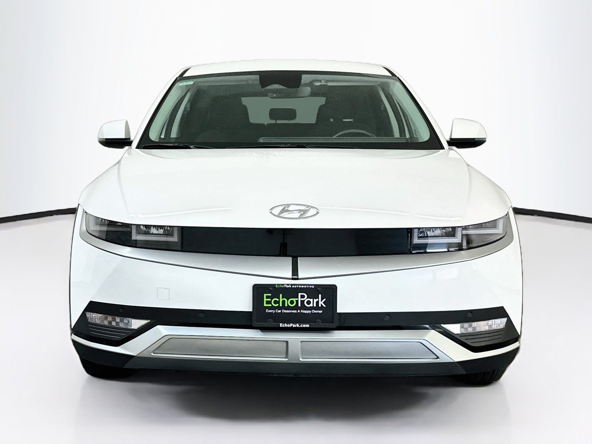 Used 2024 Hyundai Ioniq 5 SEL AWD/4WD image 2