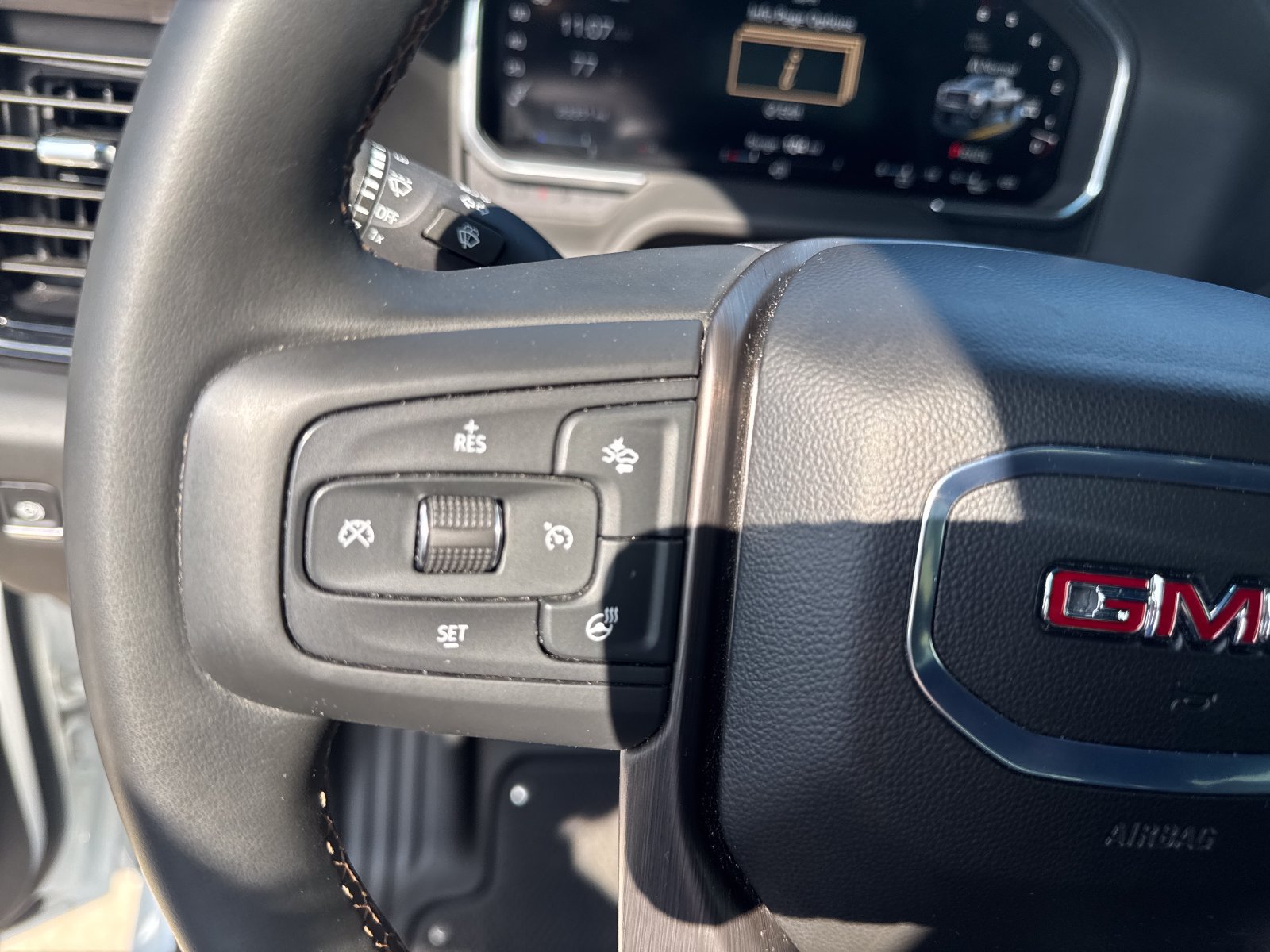 Used 2026 GMC Sierra 3500 AT4 AWD/4WD image 33