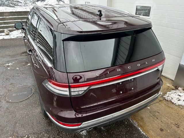 Certified 2024 Lincoln Aviator AWD w/ Elements Package image 4