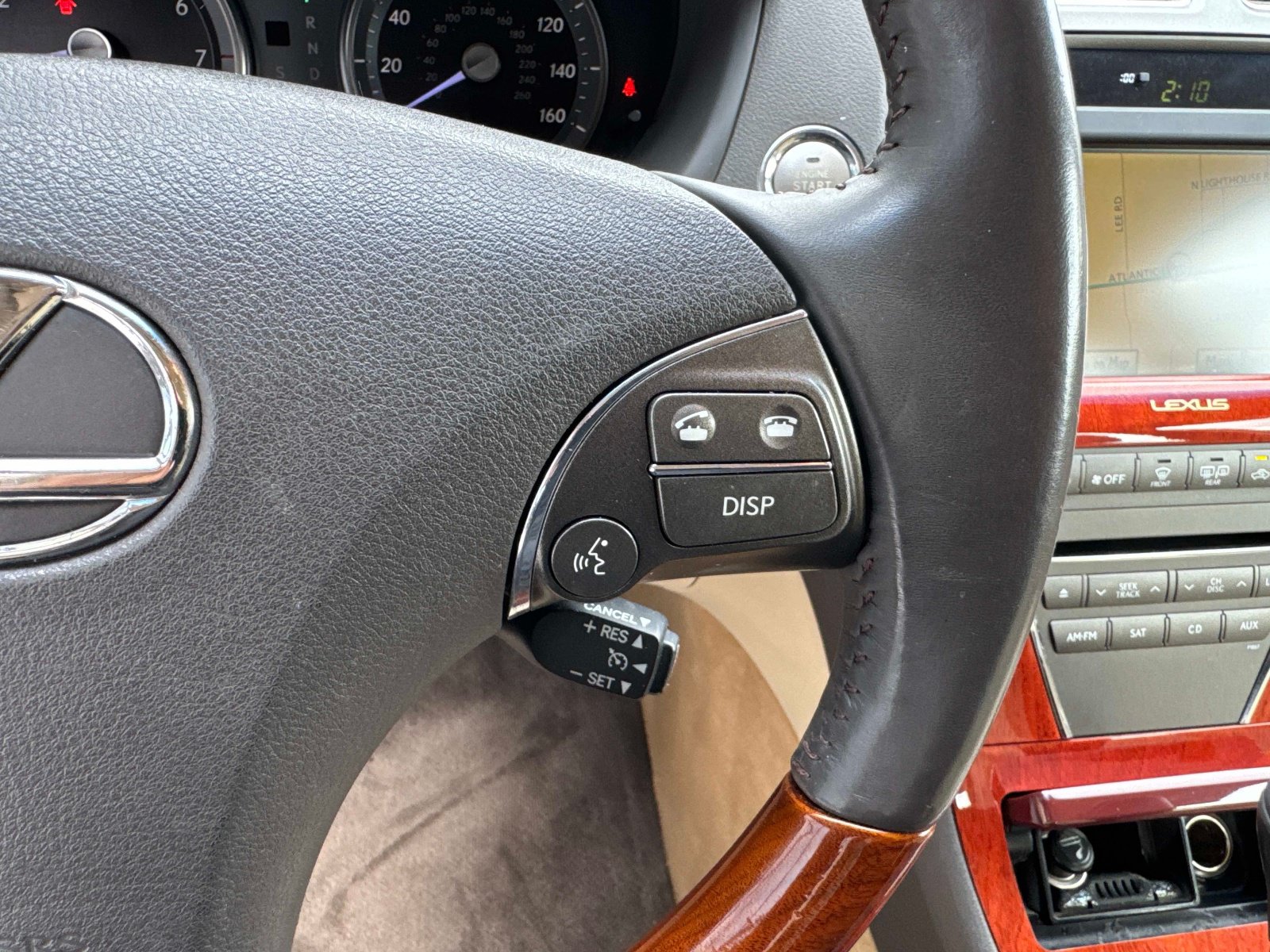 Used 2010 Lexus ES 350 w/ Preferred Accessory Package FWD image 28