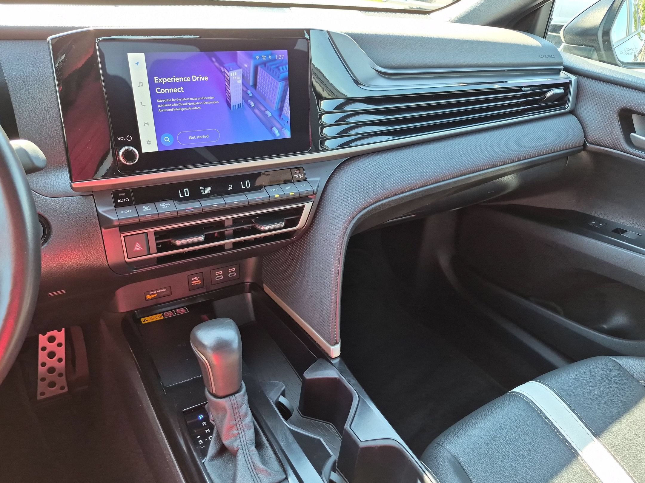 Used 2025 Toyota Camry SE FWD image 23