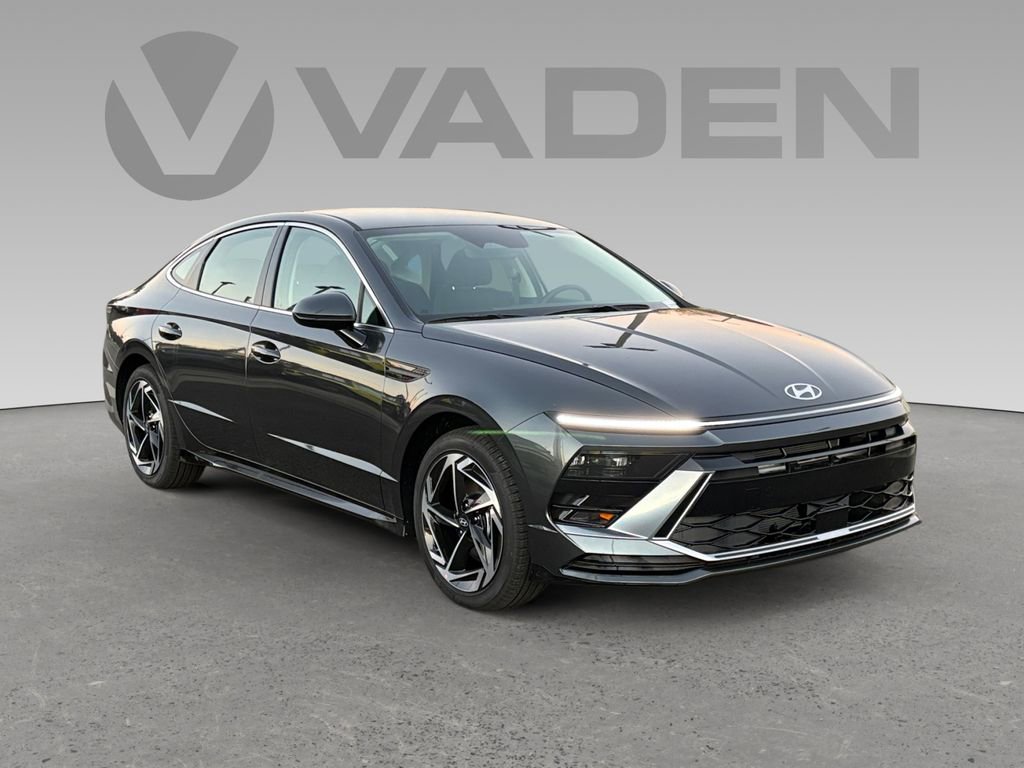 New 2026 Hyundai Sonata SEL image 1