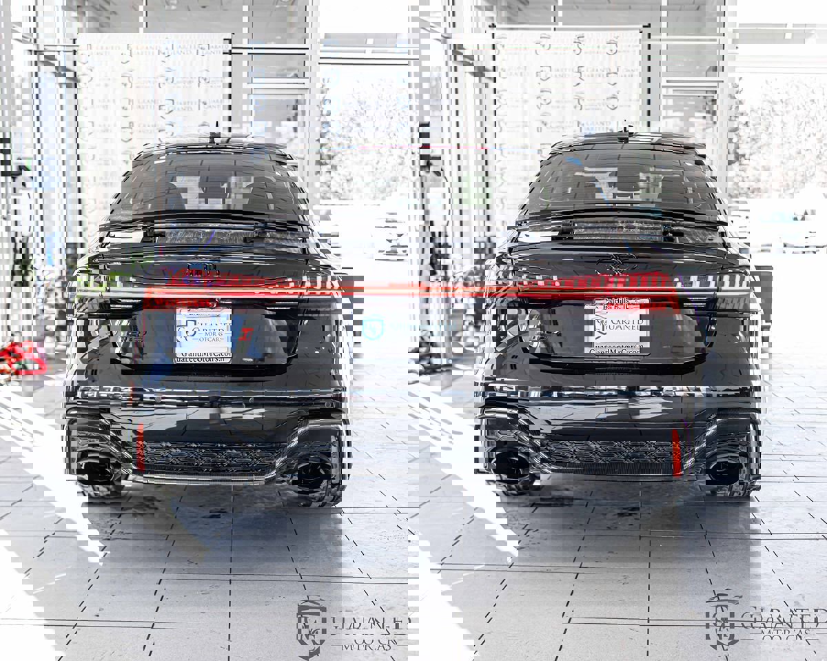 Used 2023 Audi RS 7 Sportback w/ Carbon Optic Package image 13