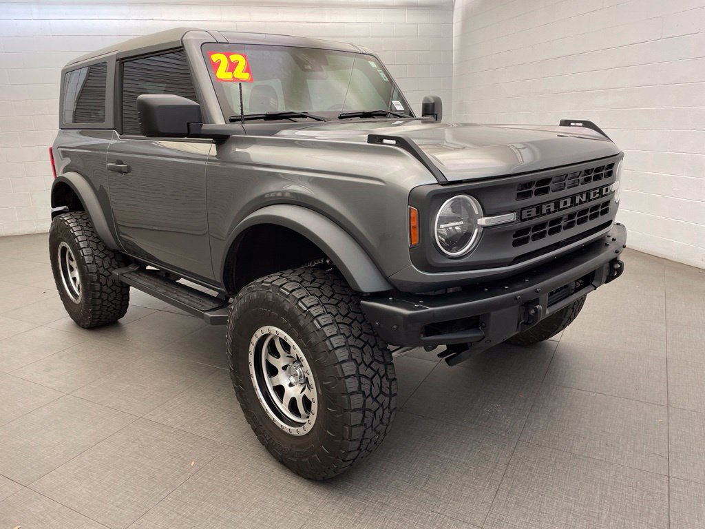 Used 2022 Ford Bronco 2-Door AWD/4WD image 4