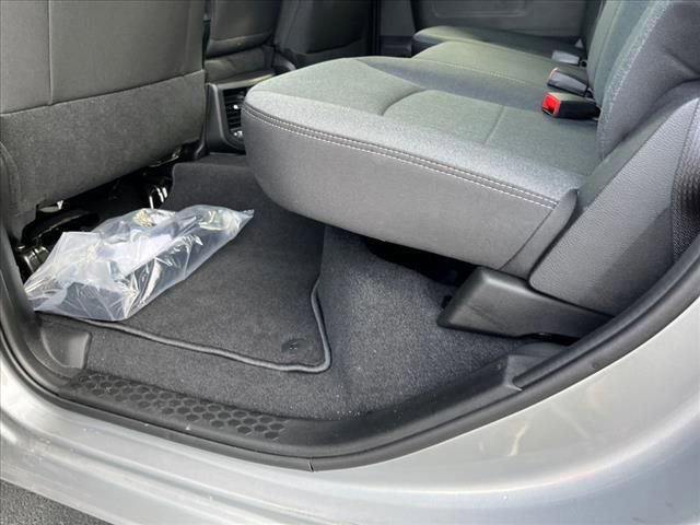 Used 2024 RAM 2500 Tradesman w/ Chrome Appearance Group image 9