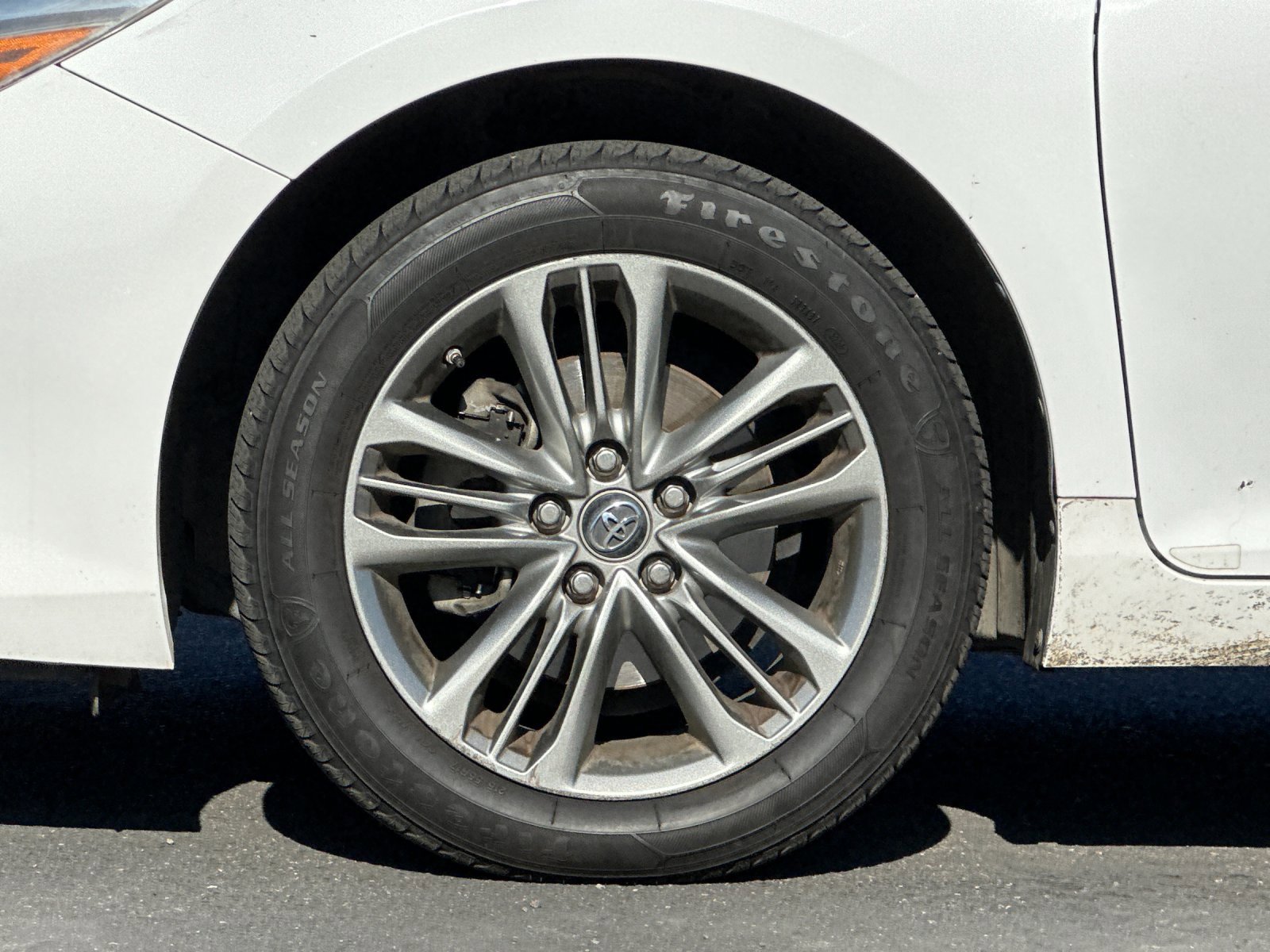 Used 2017 Toyota Camry SE image 21