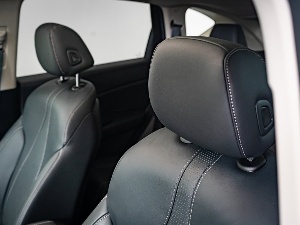 Certified 2025 Acura RDX w/ Technology Package image 21