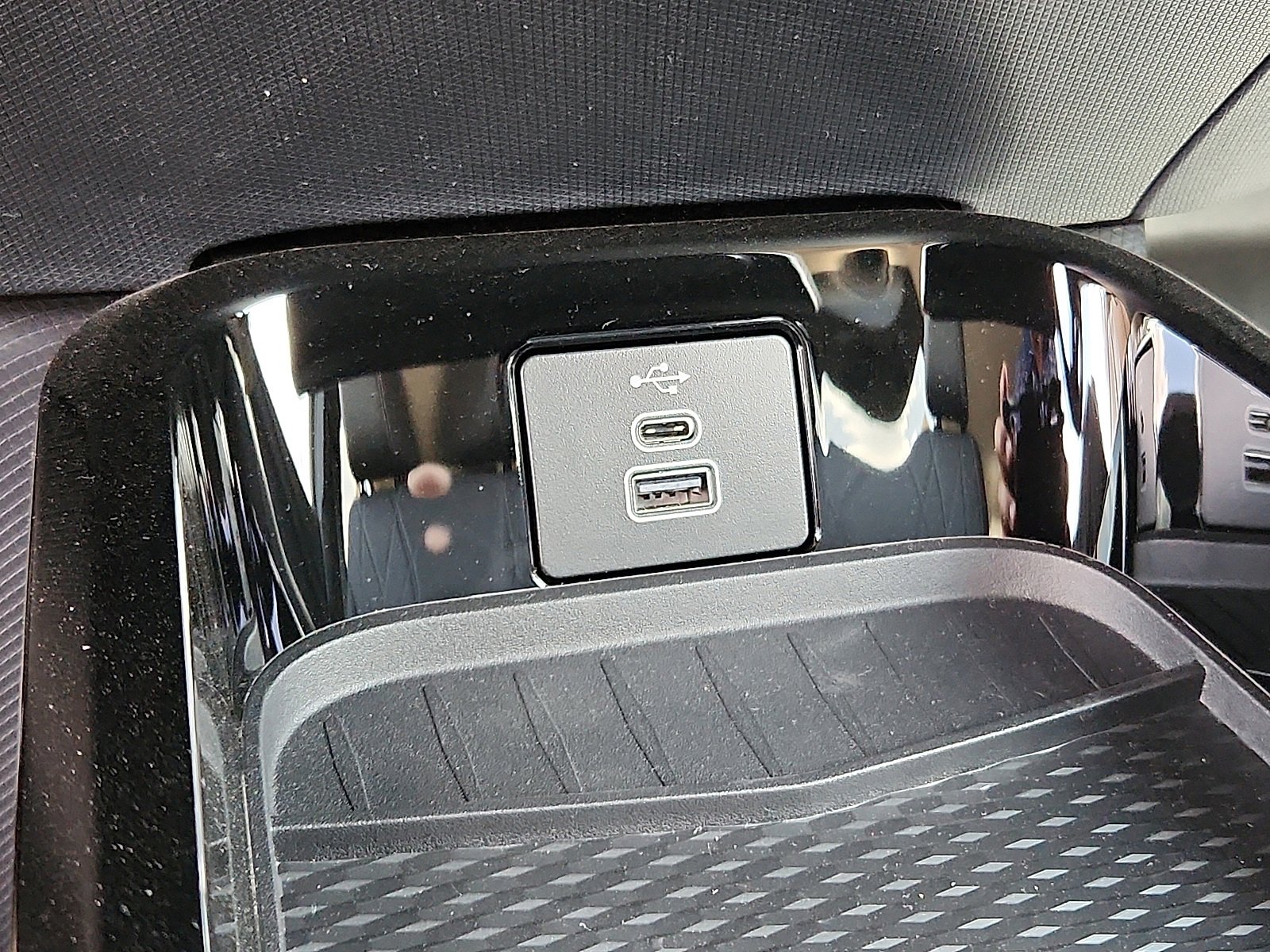 New 2025 Ford Mustang Mach-E Select w/ Interior Protection Package image 19