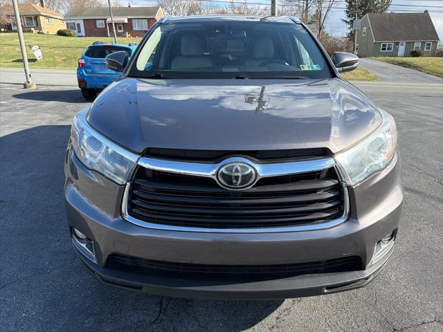Used 2015 Toyota Highlander Limited Platinum AWD/4WD image 3
