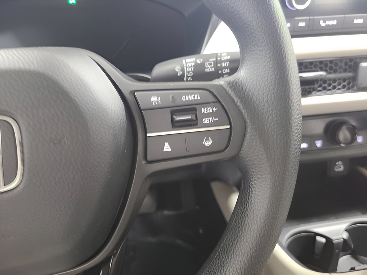 Used 2024 Honda HR-V LX image 24