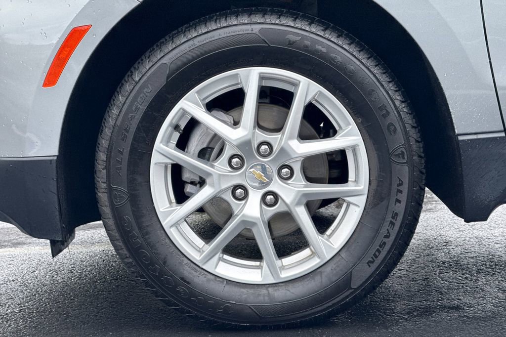Used 2024 Chevrolet Equinox LT AWD/4WD image 15