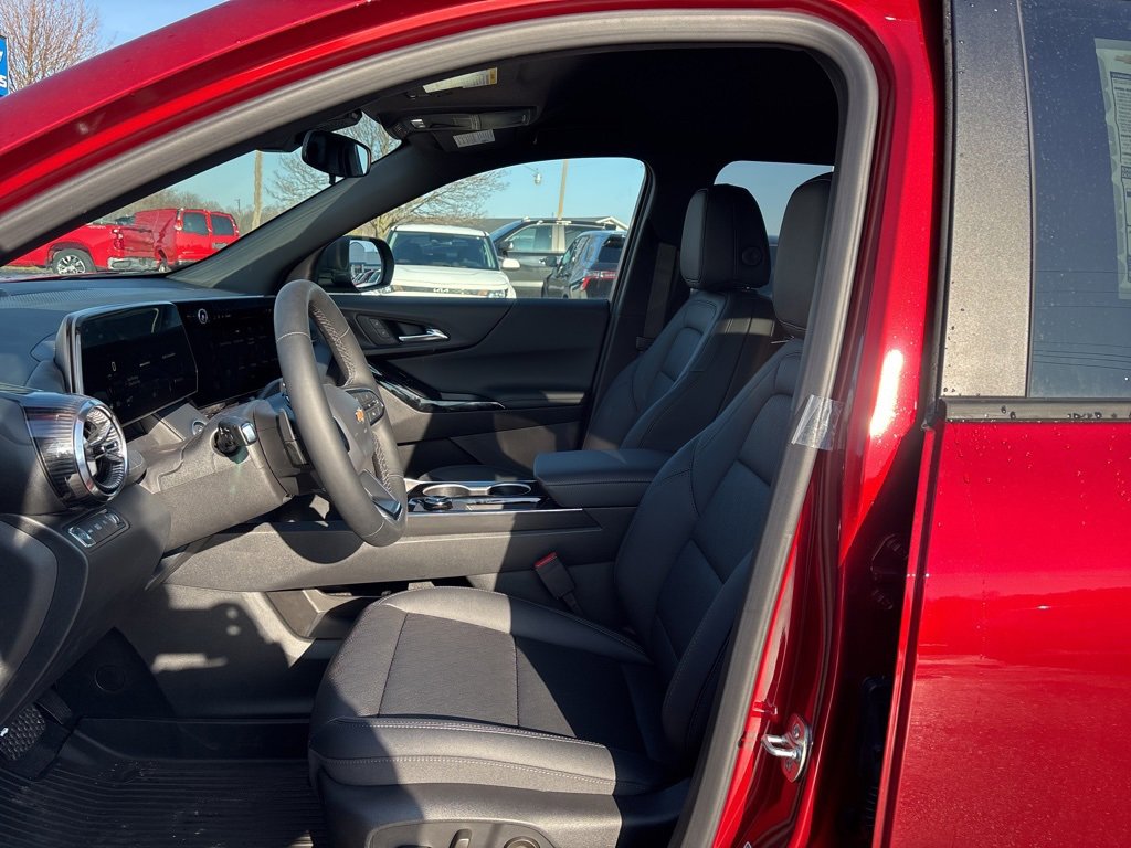 New 2026 Chevrolet Equinox LT w/ Convenience Package II image 9