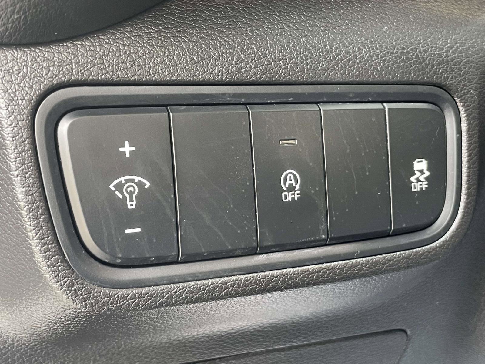 Used 2022 Kia Soul LX image 20