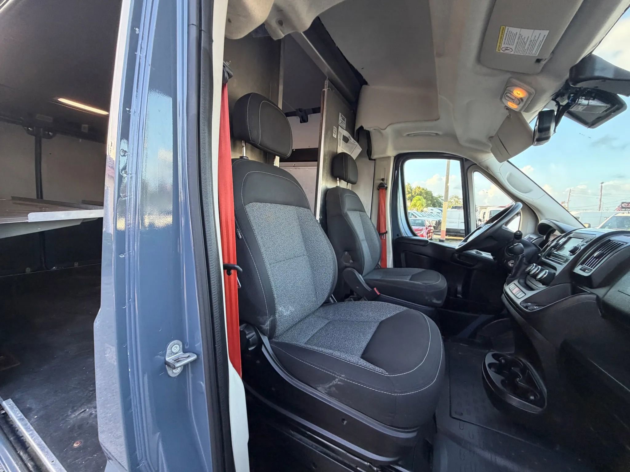 Used 2021 RAM ProMaster 3500 image 19