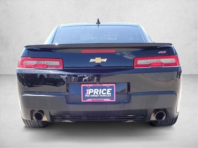 Used 2014 Chevrolet Camaro SS w/ RS Package RWD image 3